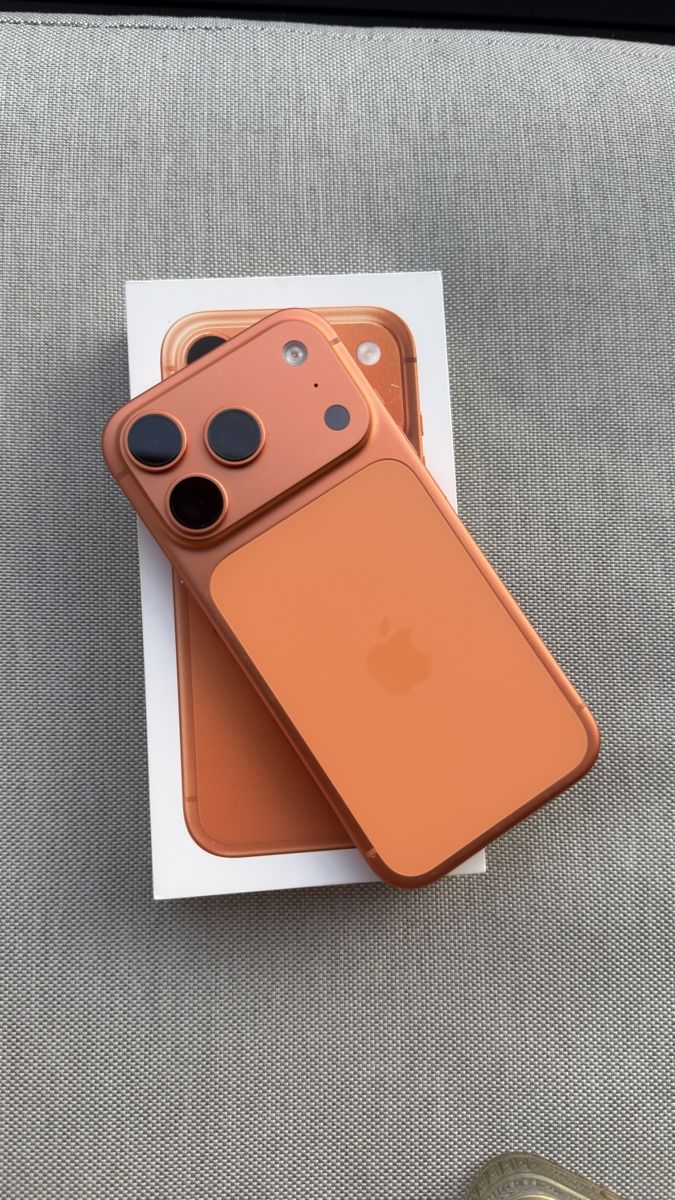 Apple Telefoni cellulari / Smartphones: Iphone 17 pro 512GB – Nuovo (secondo la descrizione) da Cham venduto da deltoro84 4