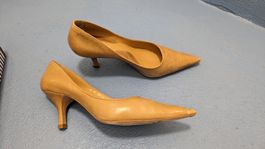 Wunderschöner Claudina High Heel - Gr. 38 - Camel