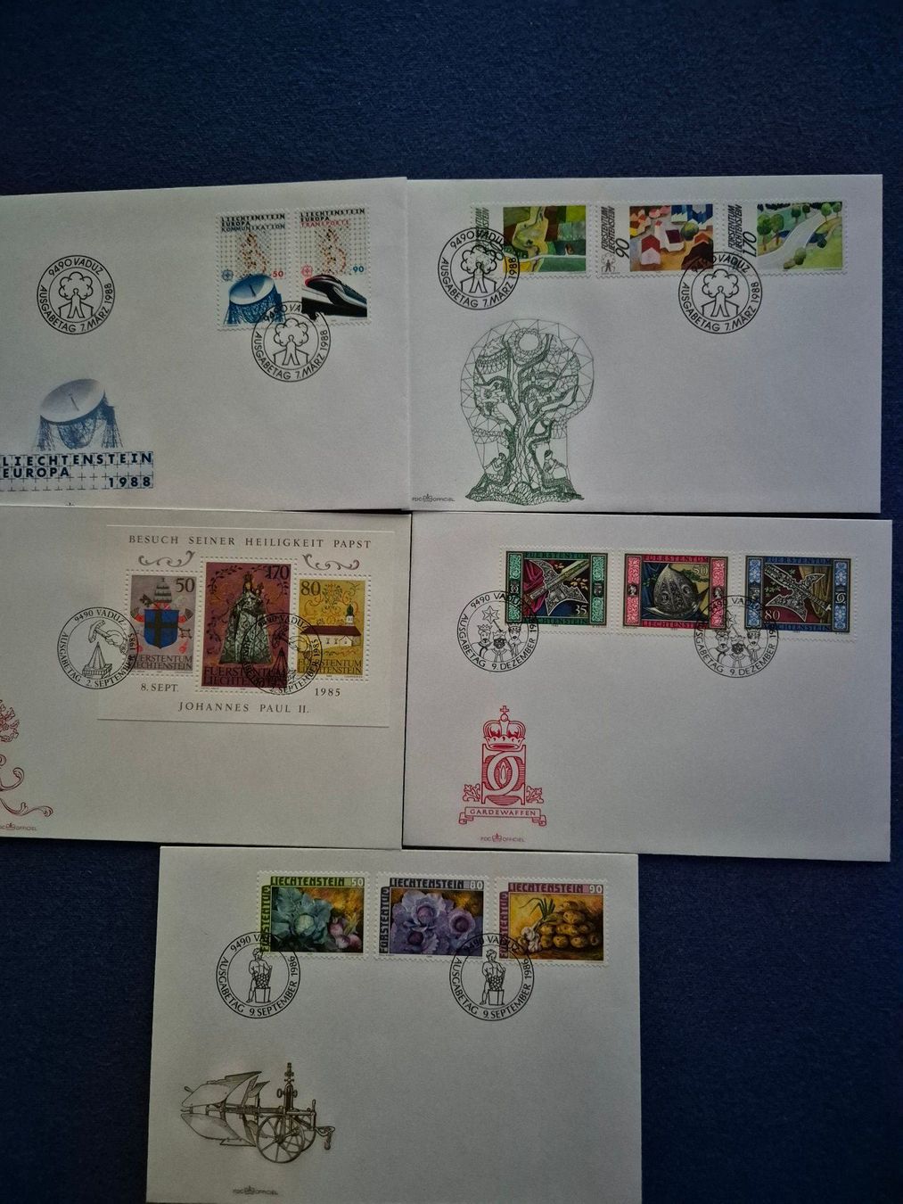 Tous les timbres: Ersttagsbriefe FL – D'occasion à Steinhausen par Scrashel