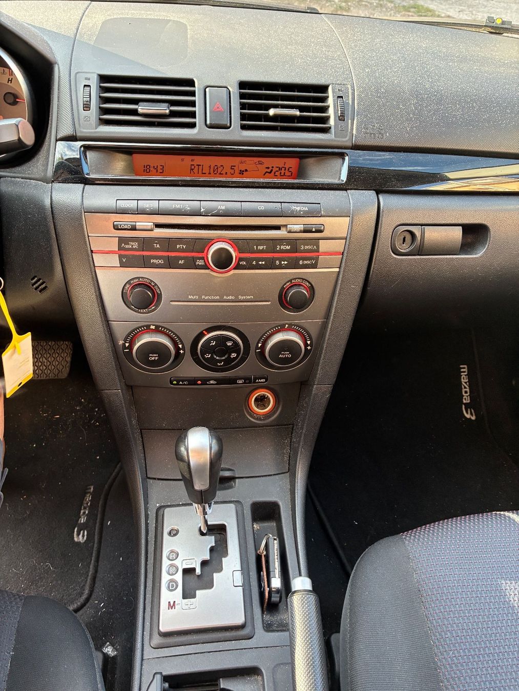 Mazda Autos: Mazda 3 1.6 Hatchback – Gebraucht aus Tenero von Cadra01 4