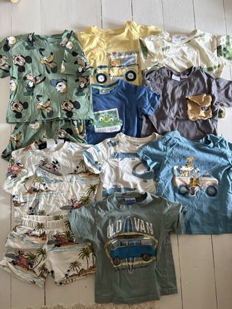 Kleiderpaket Junge von 92 bis 104 - guter Zustand