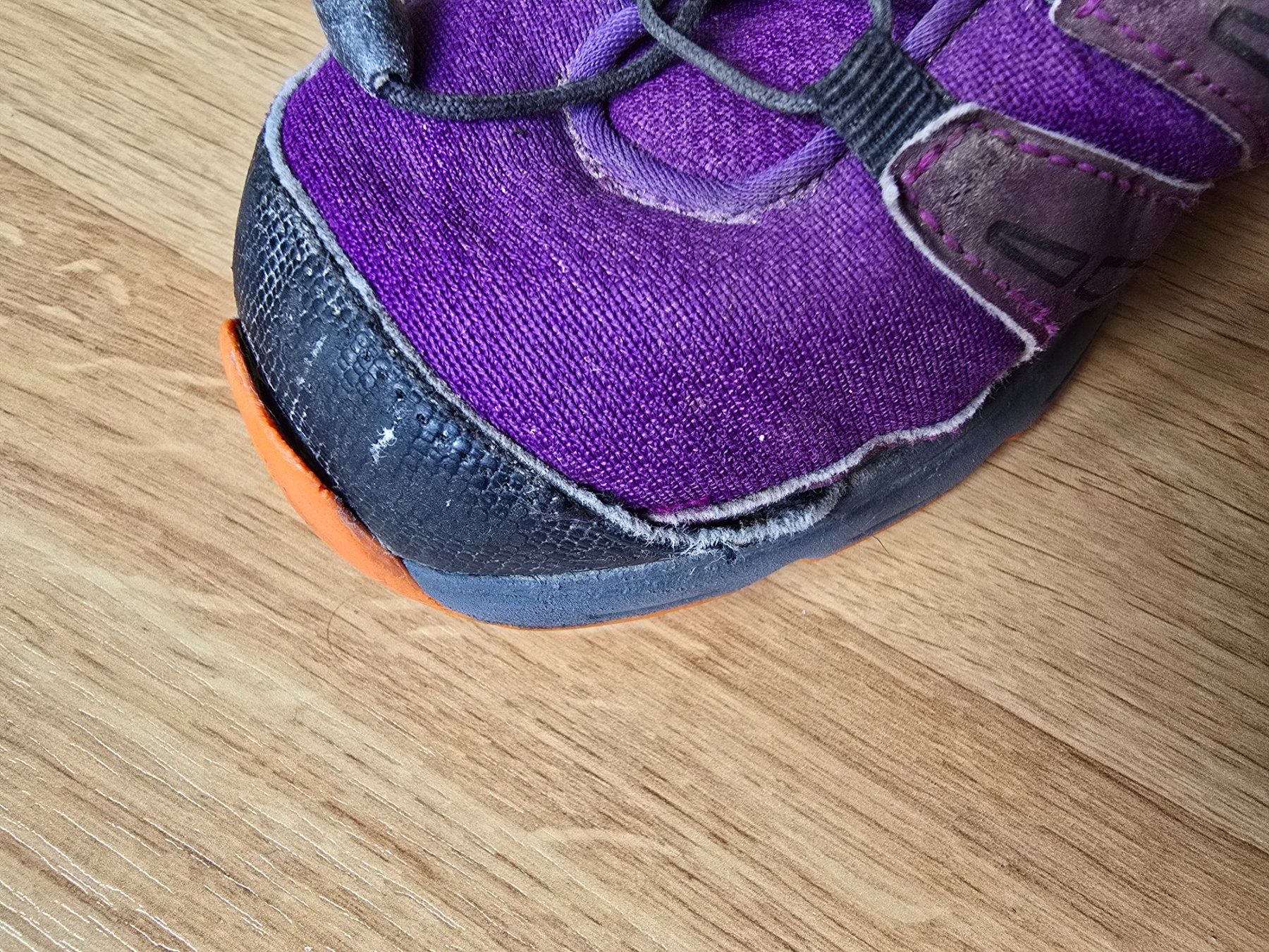 Salomon Chaussures filles: Trekkingschuhe Salomon Gr. 33 – D'occasion à Büttikon AG par Amineah 4