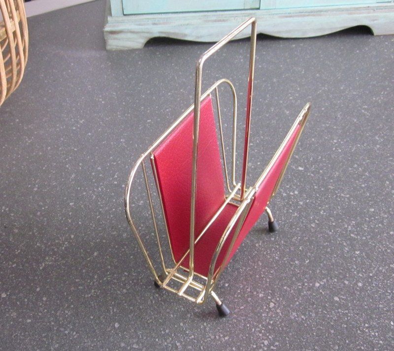 Altro in Stoviglie & Bicchieri: Mid Century Serviettenhalter Briefhalter, Messing, Leder rot – Usato da Bischofszell venduto da raika 6