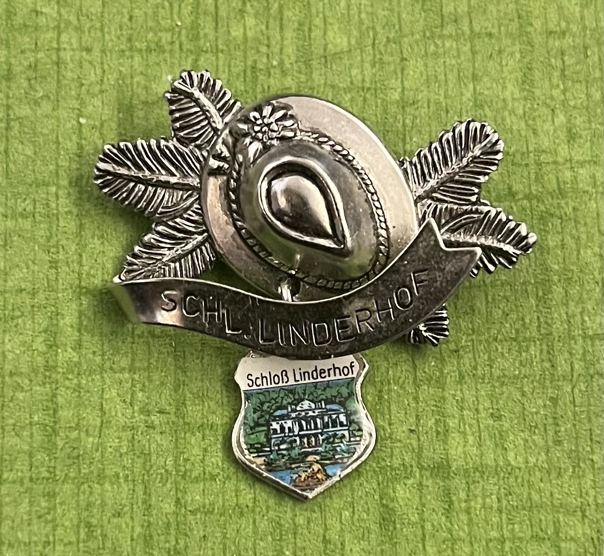 Plaquettes & Badges: Schloss Linderhof Abzeichen – D'occasion à Itingen par Bebbi6569