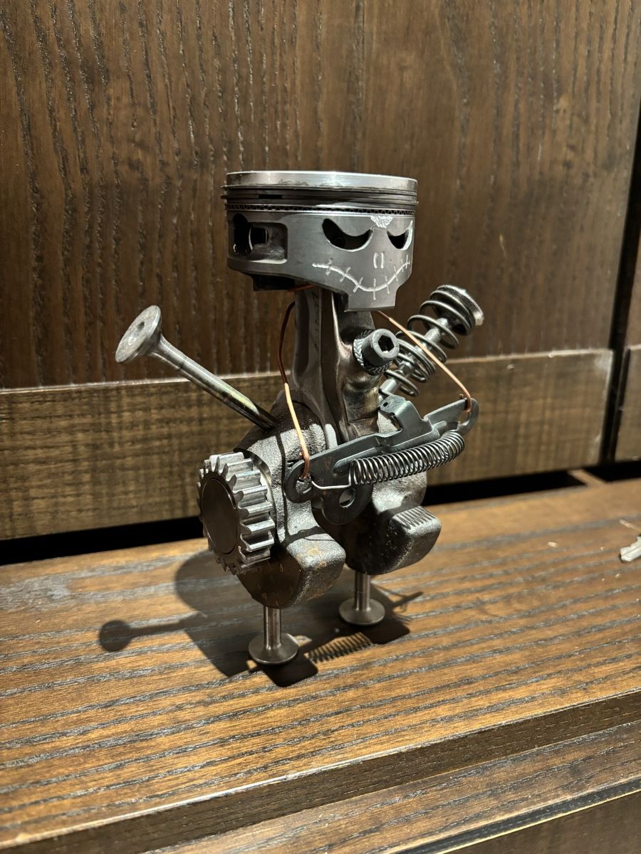 Sculture & Statue: Upcycling Skulptur – Usato da Salvenach venduto da Bali06 1