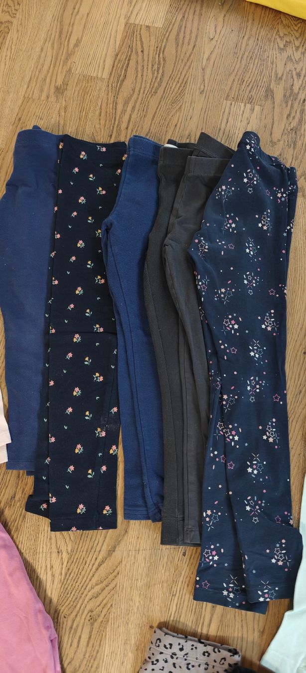 Lotti & Set di vestiti: Mädchen set 122 ca.. 50 Stück  – Usato da Obernau venduto da ChooseWisely 3