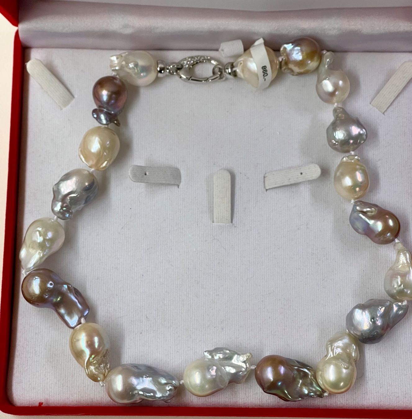 Catenine: Perlenkette – Nuovo e nell'imballaggio originale da Rotkreuz venduto da Datoro