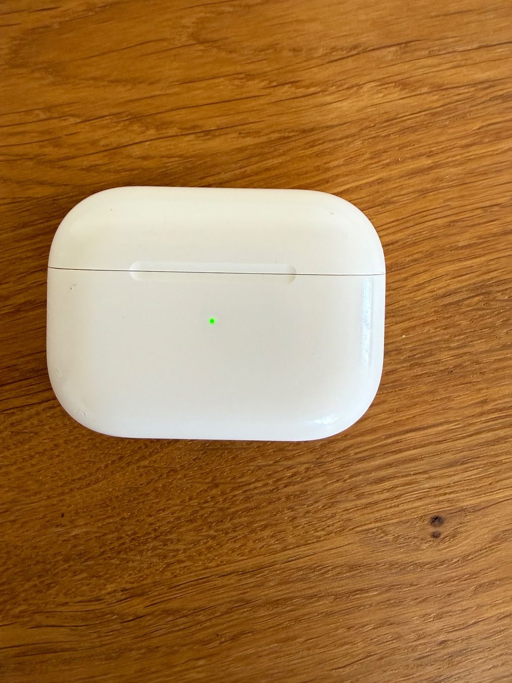 Apple Cuffie: APPLE AirPods Pro 1 Charging Case – Usato da Lausanne venduto da Nine1982 4