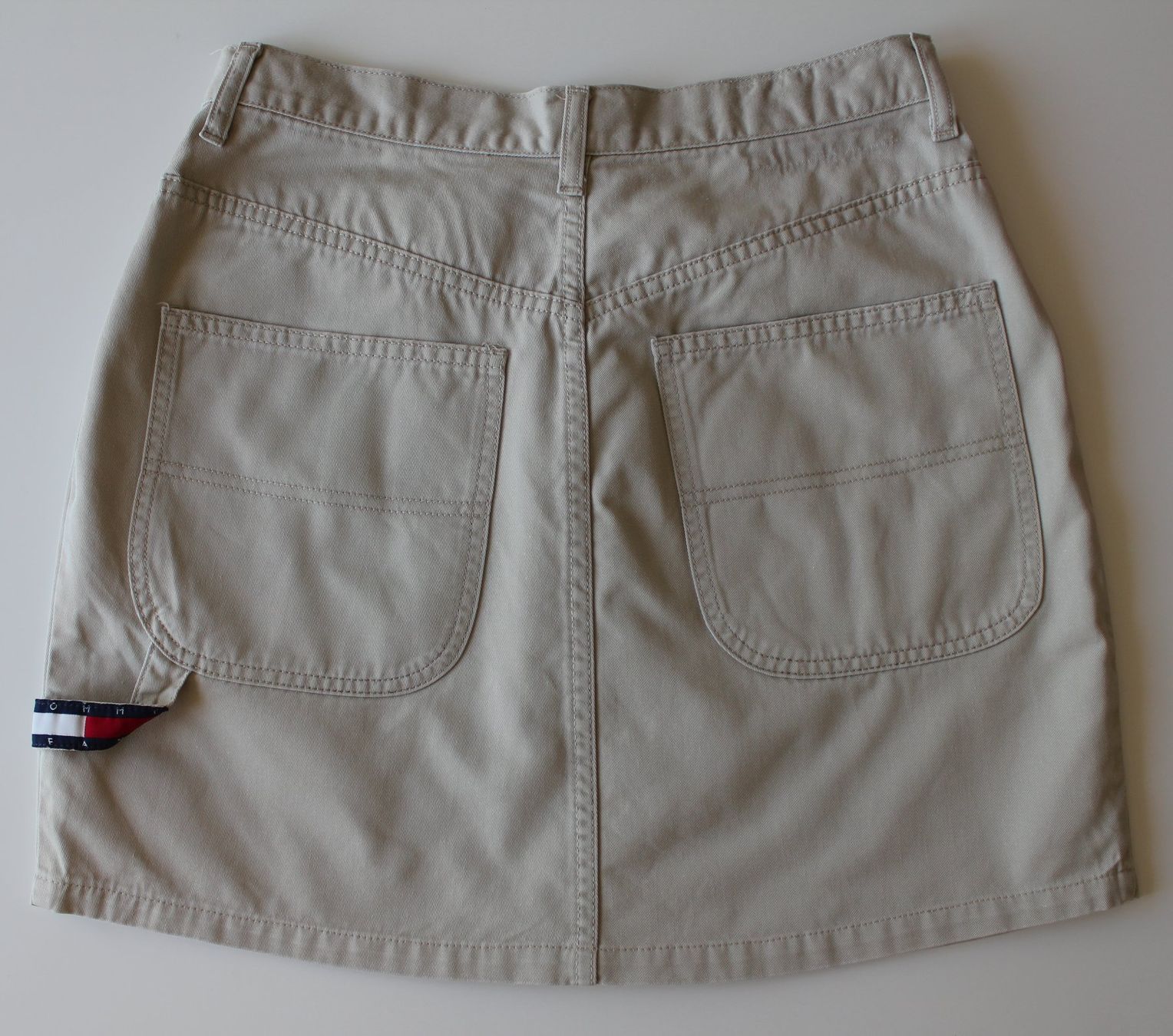 Tommy Hilfiger Gonne: Jupe Tommy Jeans  t. env. M – Usato da Peseux venduto da Gilloss 3
