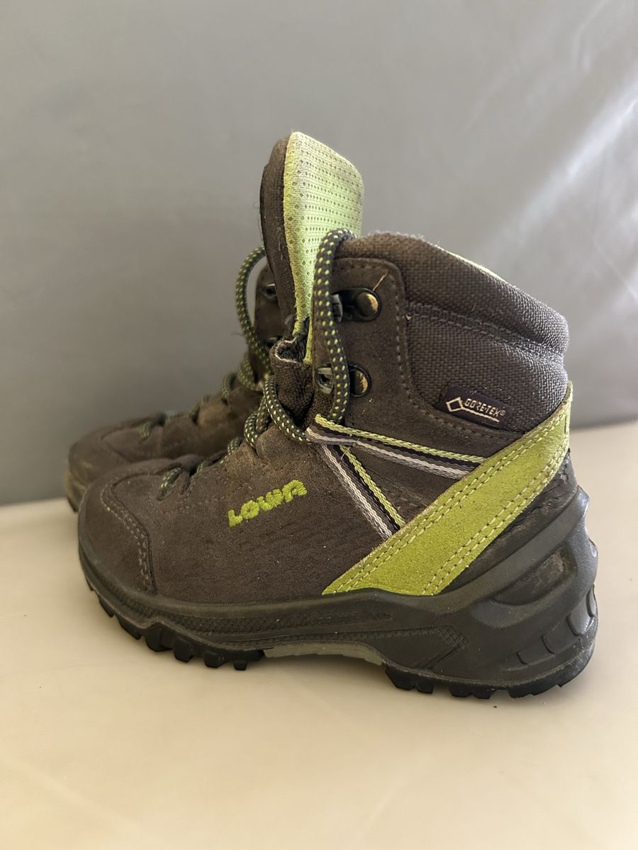 Lowa Scarpe per ragazzi: LOWA Wanderschuhe Gr. 27 – Usato da Steffisburg venduto da Kudiru 3