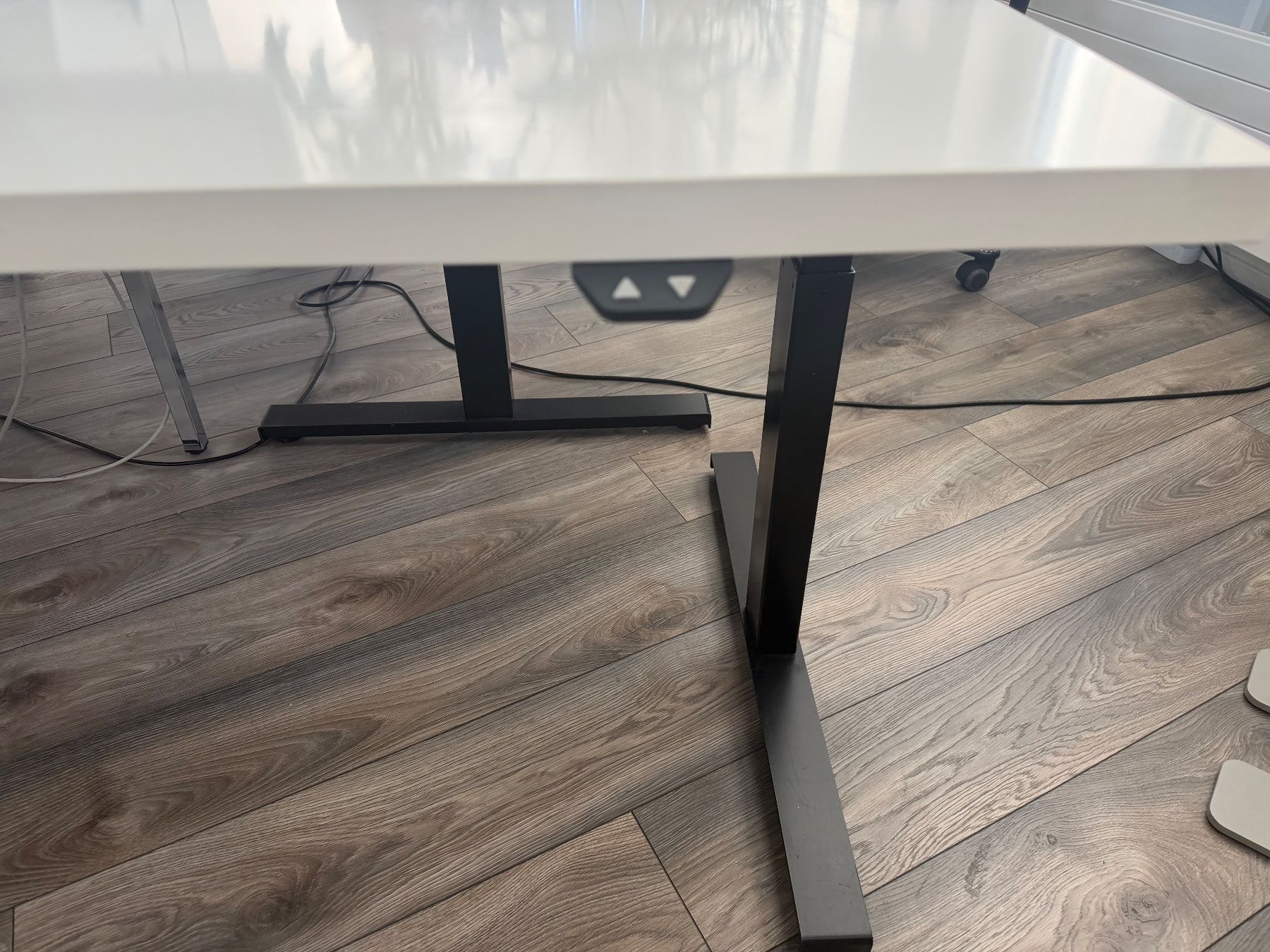 Schreibtische: Elektrische Pulte Kim – Gebraucht aus Zürich von wasudami 1