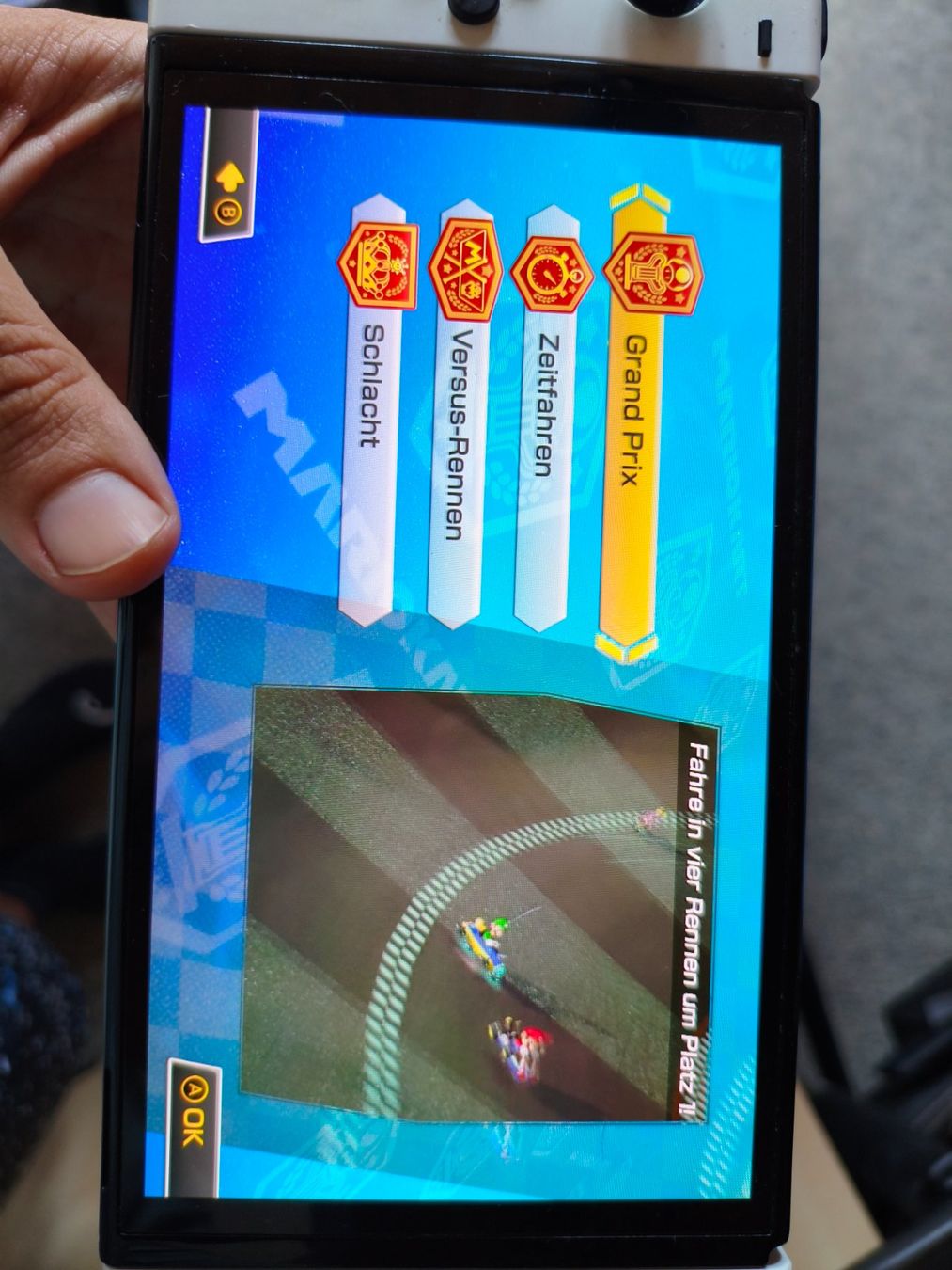 Nintendo Console: Nintendo Switch OLED mit Zubehör – Usato da Vogelsang AG venduto da miinlade 2