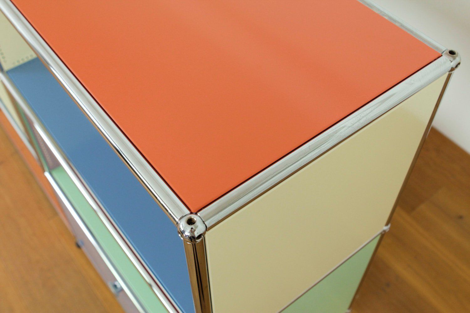 USM Regale: USM Haller Highboard // UPCYCLED // NEUE FARBEN – Neu (gemäss Beschreibung) aus Affoltern am Albis von StudioStandard 5