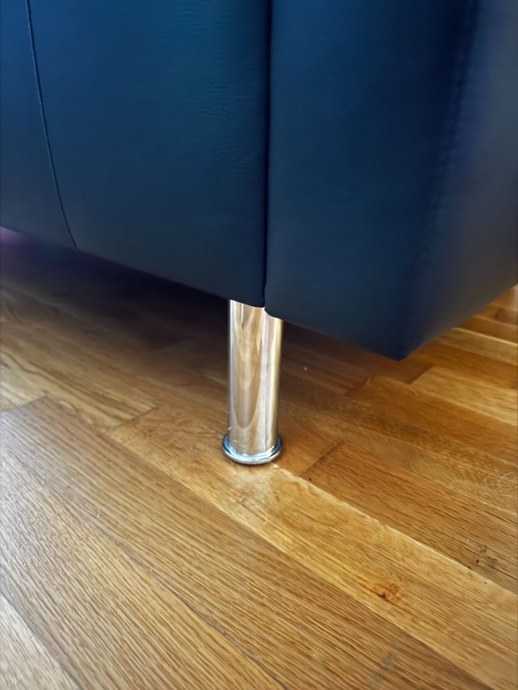 Divani: 2x Ikea LANDSKRONA Ledersofas – Usato da Liebefeld venduto da FORMAstudios 3