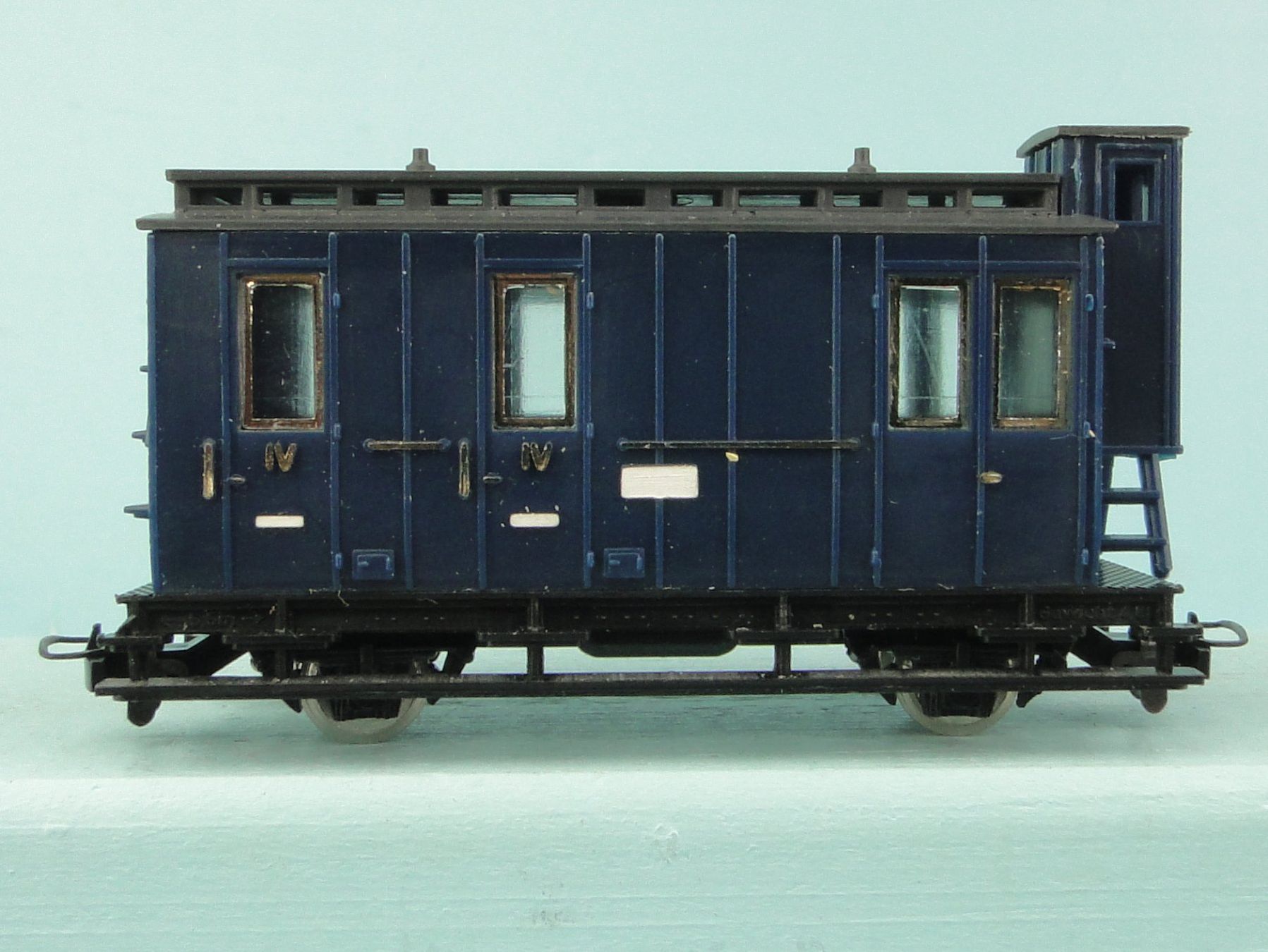 Egger-Bahn Modellini di ferrovie: Egger-Bahn H0e Gepäckwagen V44 – Usato da Bülach venduto da cann11 3