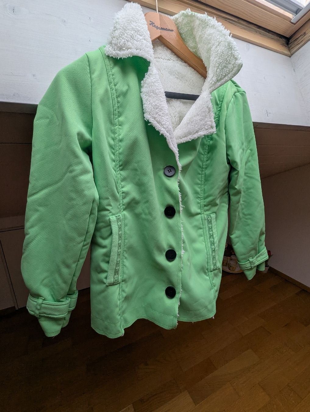 Giacche: Mintgrüne Herbstjacke mit Teddyfutter, Grösse S – Nuovo e nell'imballaggio originale da Schongau venduto da Netwick 4