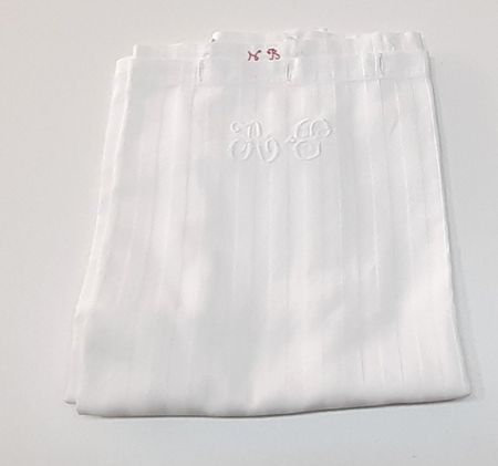 Alter Kissenbezug - Ancienne housse de coussin