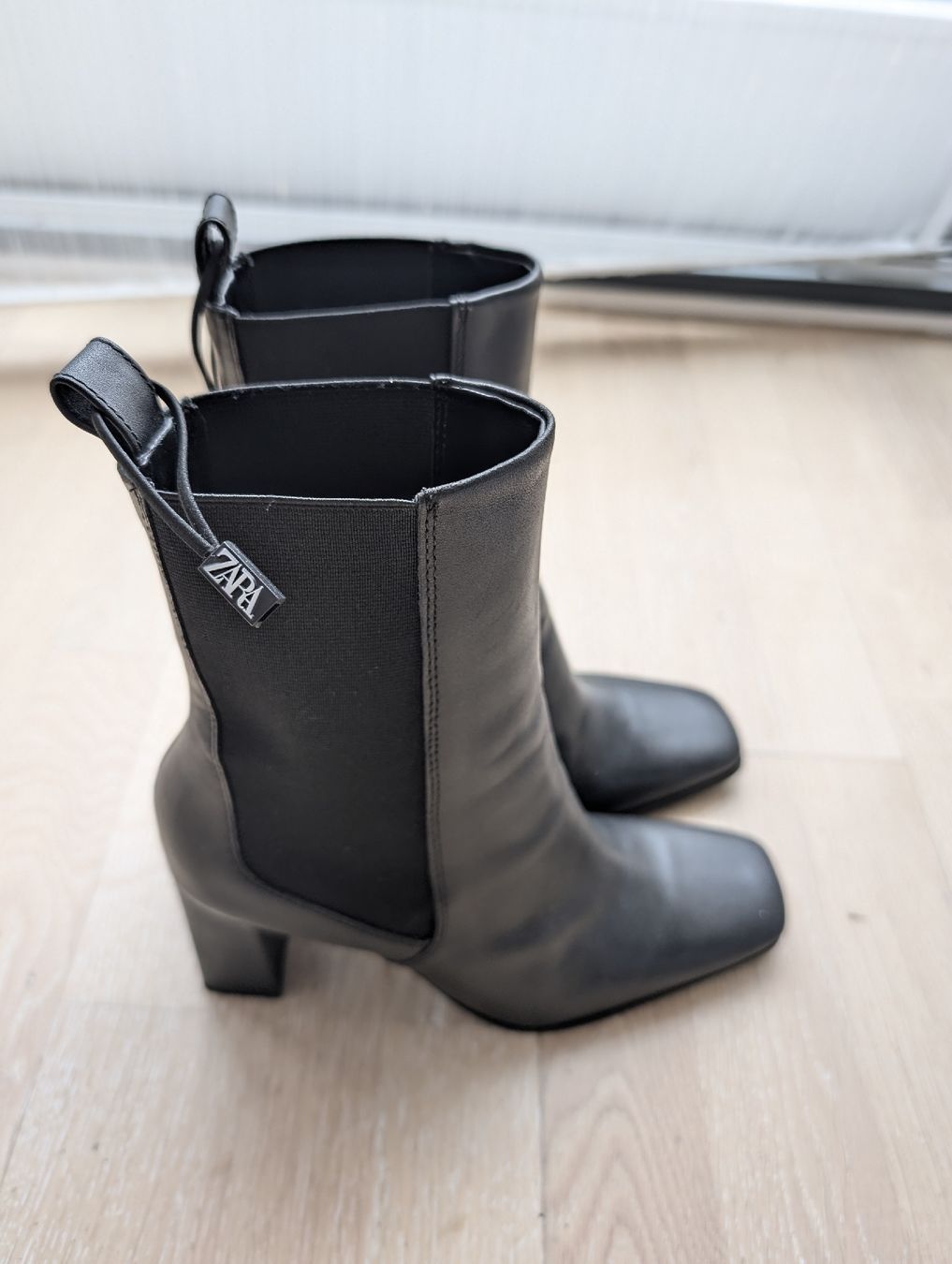 Zara Scarpe da donna: BOTTINES À TALONS LARGES – Usato da Carouge GE venduto da Yha84