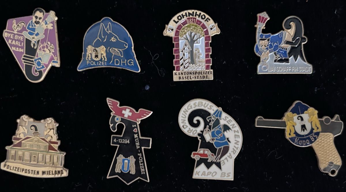 Plaquettes & Badges: Pin Polizei Basel – D'occasion à Lausen par Eclipse4