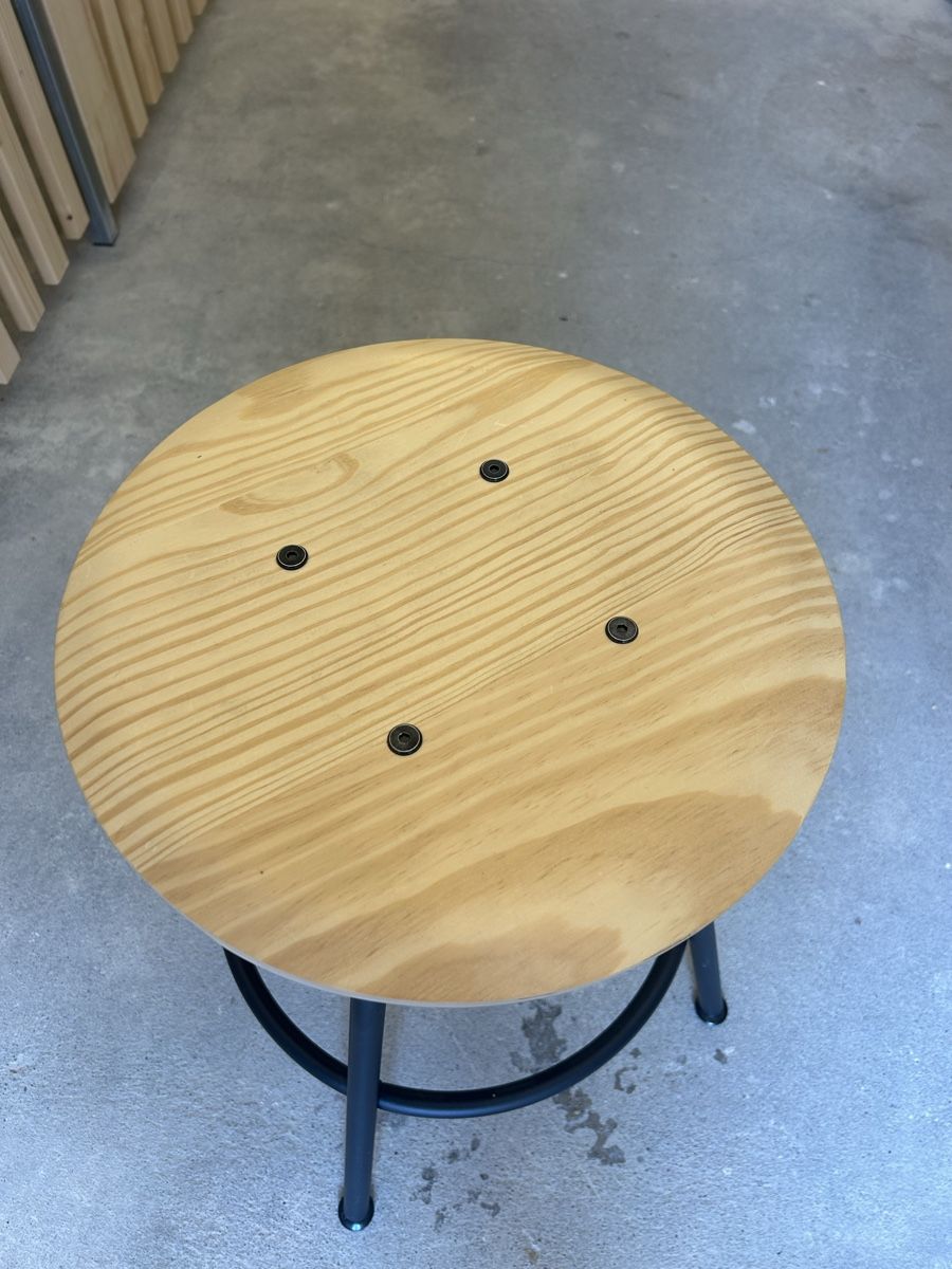 Ikea Tabourets: IKEA KULLABERG Hocker  – D'occasion à Oetwil a.d. Limmat par ayb_2dqg 2