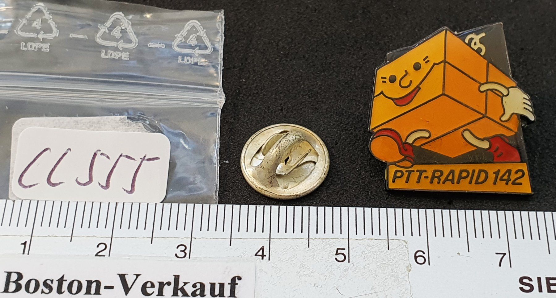 Placchette & Badge: CC555 - Pin Die Post PTT - Rapid 142 Paket – Usato da Reinach BL venduto da Boston-Verkauf 1