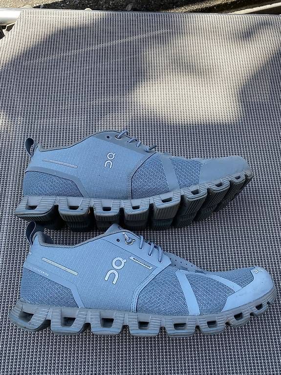 Herrenschuhe: On Running Cloud  Grösse 42  Hellblau – Gebraucht aus Solothurn von nev_7qmh 1