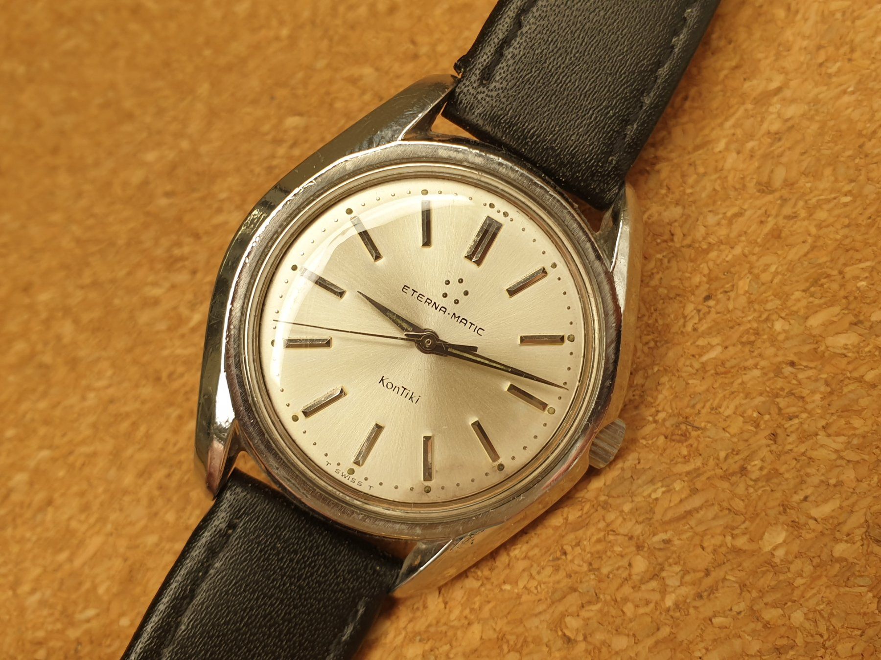 Eterna Orologi: Eterna Uhr – Usato da Neyruz FR venduto da Flyback