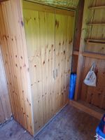 Kleiderschrank breit