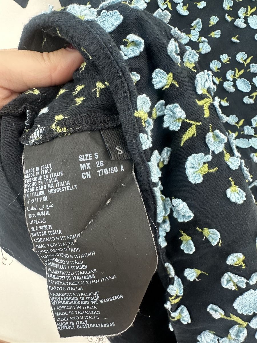 Prada Top: Prada blue floral embroidered tshirt (S) – Usato da St. Niklausen LU venduto da lau_259n 2