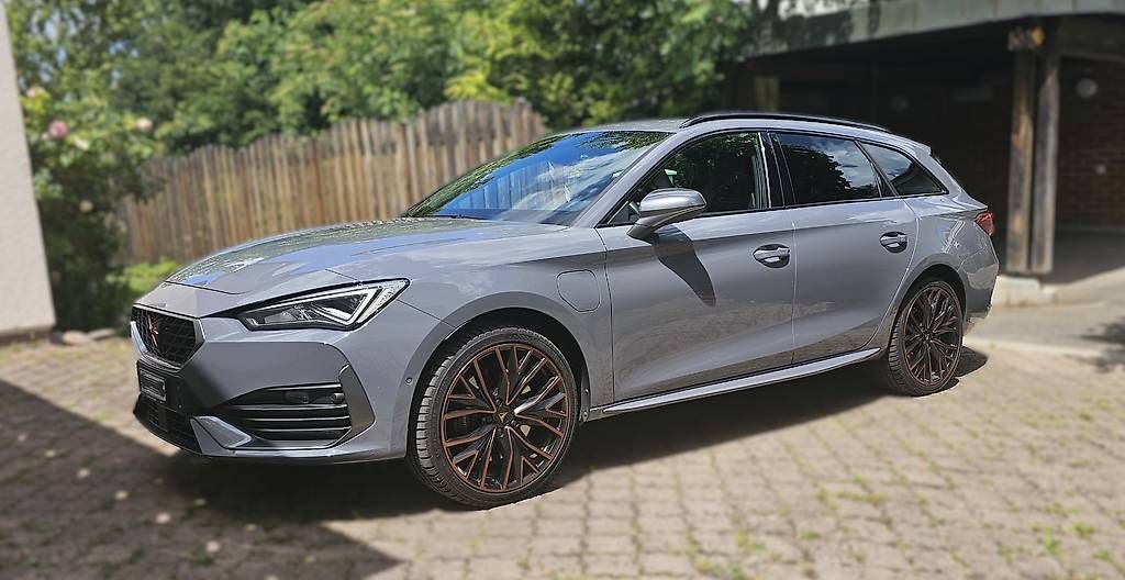 Cupra Automobili: Cupra Leon ST 1.4 e-Hybrid pHEV DSG – Usato da Dornach venduto da SebaRider 1