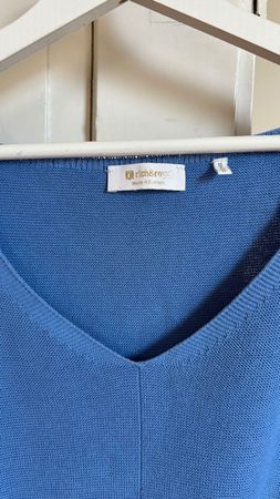 Rich &Royal blauer V-Neck Damenpullover