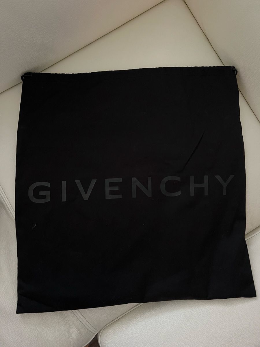Givenchy Borse: Givenchy Antigona Croc-Effect Leather Bag – Nuovo e nell'imballaggio originale da Pully venduto da opa_k78q 3