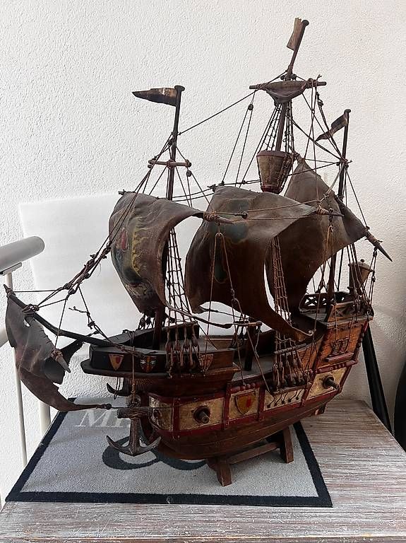 Kit di modellismo & Modellini statici: Sammlerstück historischer Schiffsmodell – Usato da Spreitenbach venduto da TorselloG.