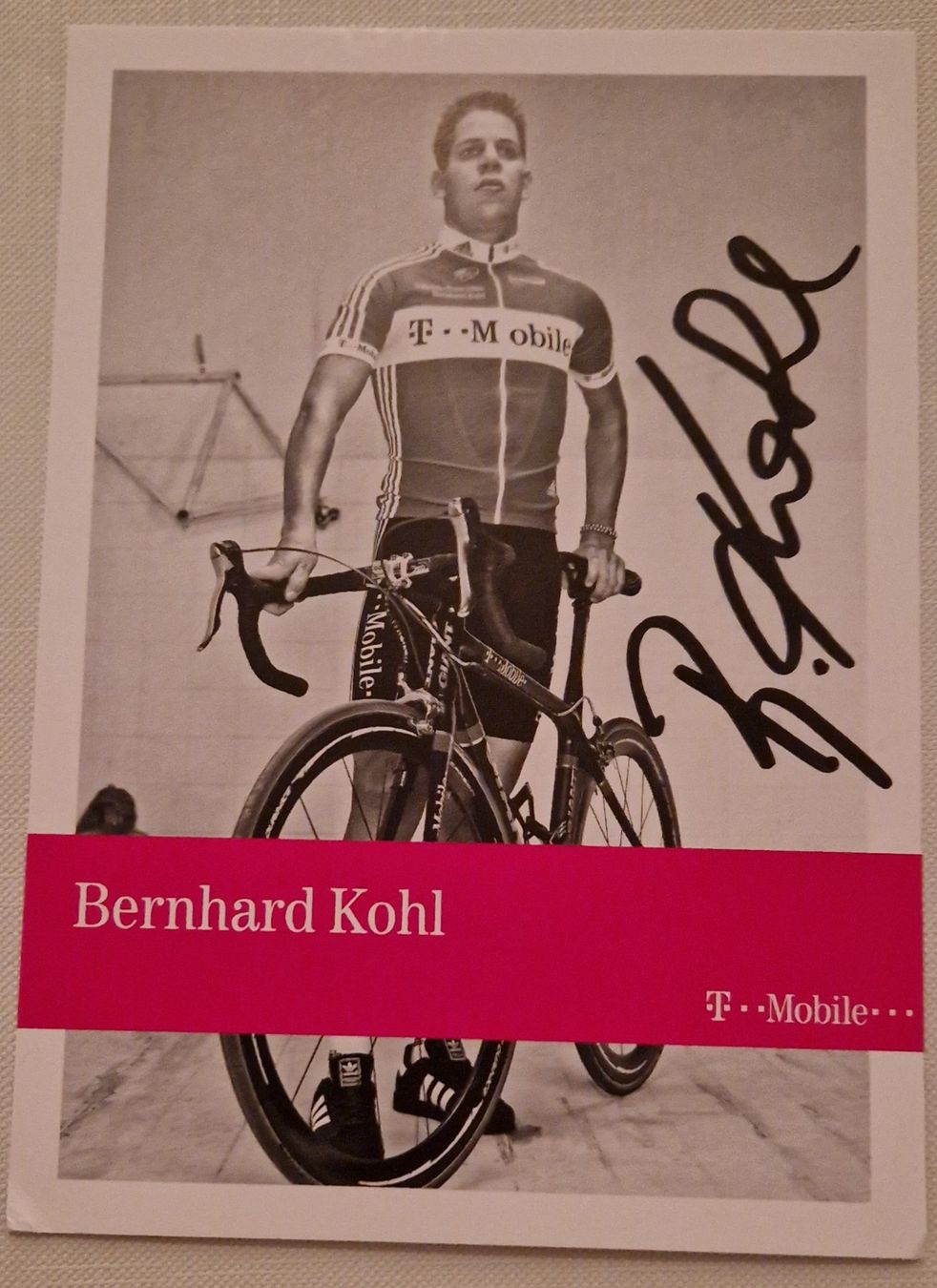 Autografi: Bernhard Kohl original signierte Autogrammkarte – Usato da Menziken venduto da Autogramme