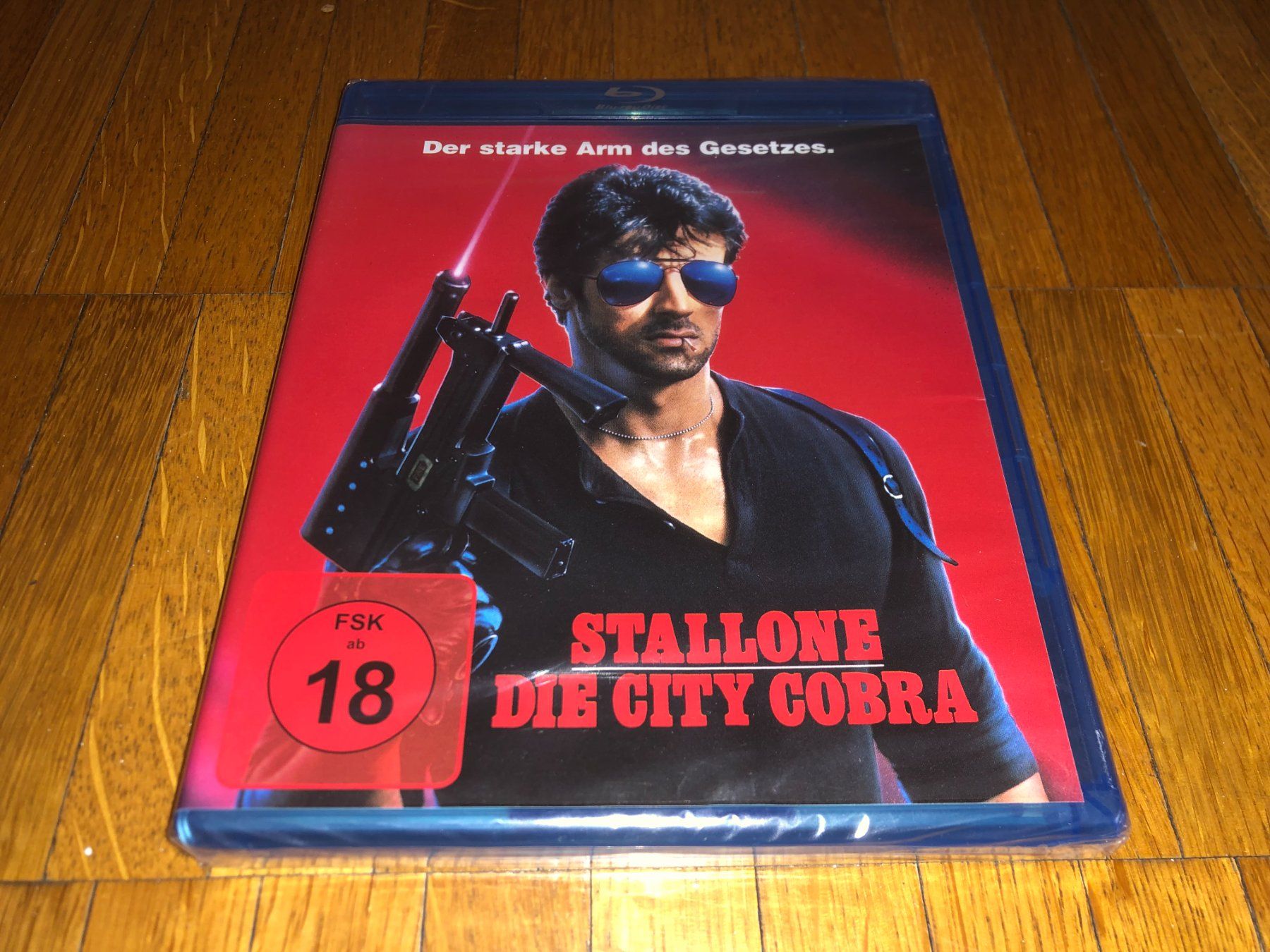 Tutti i DVDs: Die City Cobra - BLU-RAY - UNCUT – Nuovo e nell'imballaggio originale da Basel venduto da havsok