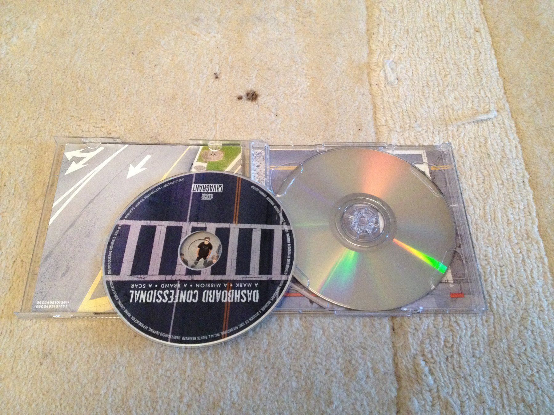 CD: DASHBOARD CONFESSIONAL – Usato da Wagenhausen venduto da Novafreund283 1