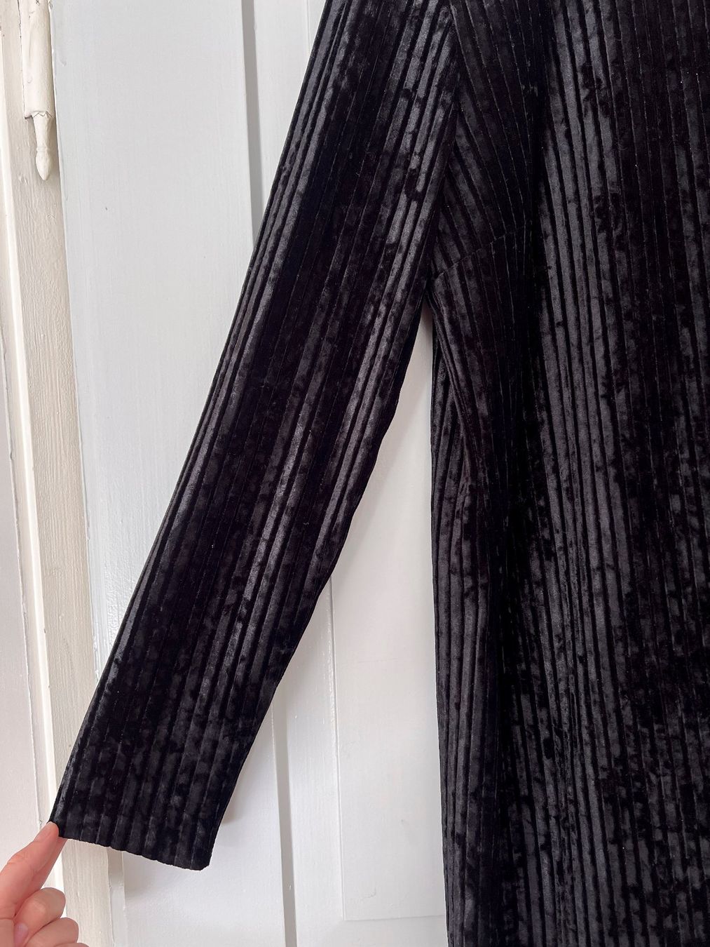 Vestiti: Schwarzes Samtkleid, ca 38 – Usato da Winterthur venduto da Ael_ 2