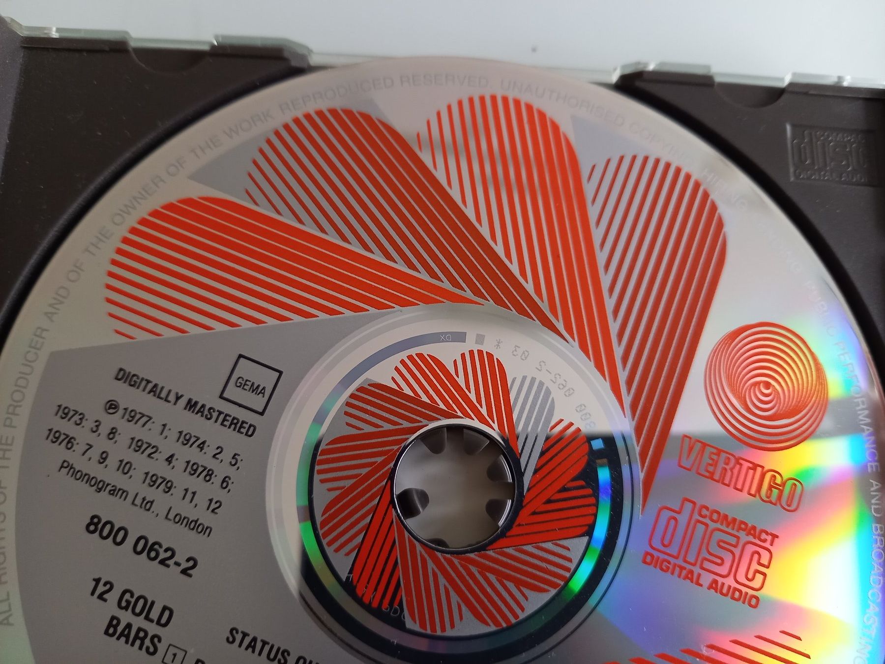 CDs: CD Status Quo - 12 Gold Bars Vol. 1 – Gebraucht aus Unterengstringen von saraman 3