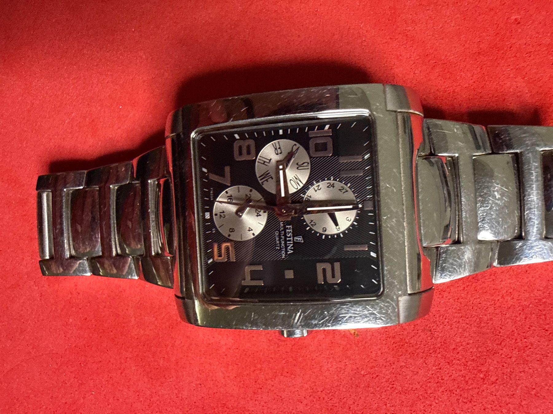 Festina Montres: Festina 36.5 mm – D'occasion à Pfeffingen par Allhandelklgwatches 1