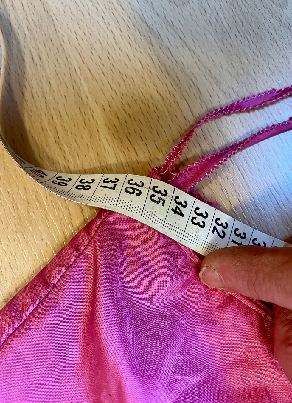 Gonne: Weiter 100% Seidentaft Rock für Privat oder die Bühne – Usato da Schaffhausen venduto da NinaRicardo 4