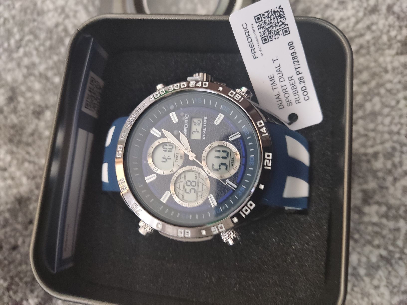 Uhren: MONTRE CHRONOGRAPHE NEUF – Neu und originalverpackt aus Les Acacias von Capwel78