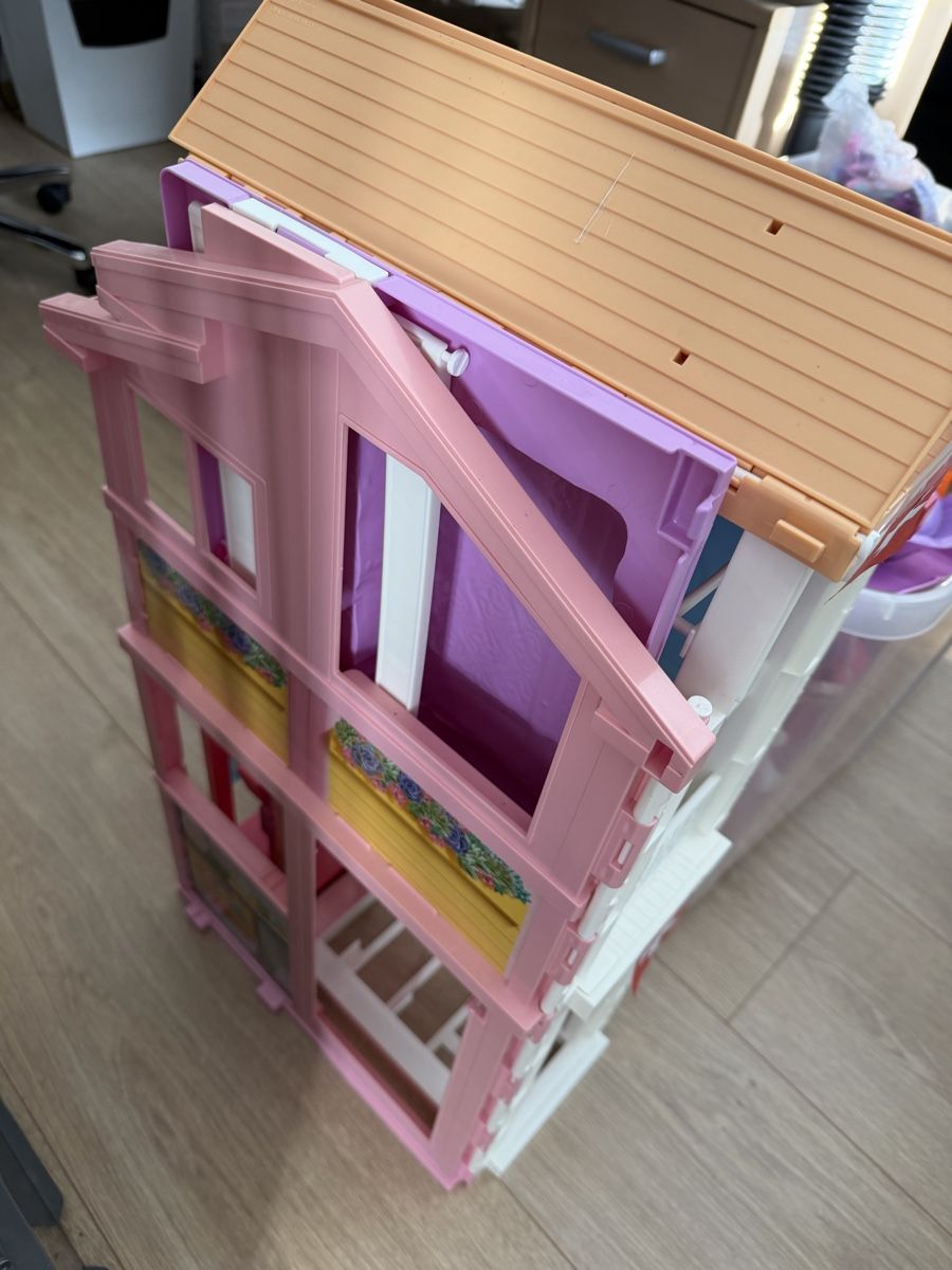 Jouets: Barbie Sammlung – D'occasion à Steffisburg par GRAF-TECH 2