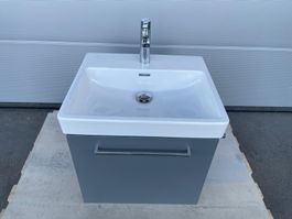 Waschtisch / Lavabo Laufen mit Unterbau