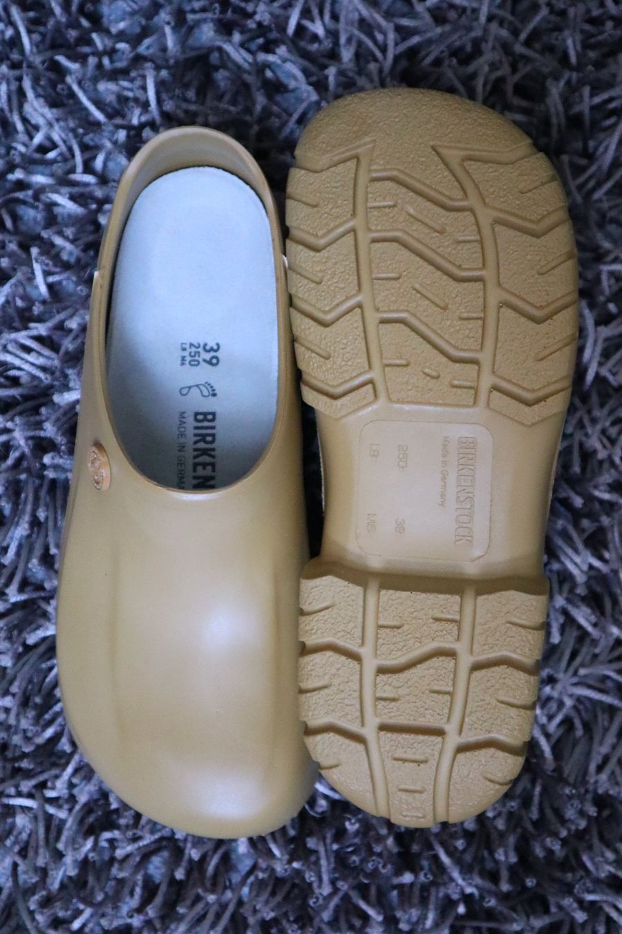 Birkenstock Scarpe da uomo: Birkenstock, Clogs, Beruf/ Garten/ Freizeit, 39, braun, NEU – Nuovo e nell'imballaggio originale da Wattwil venduto da glueck 3