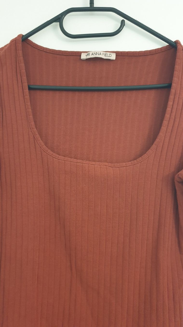 Maglioni & Felpe: Langarm Shirt Terracotta, square neck, Grösse M – Usato da Gränichen venduto da mic_x2zf 2