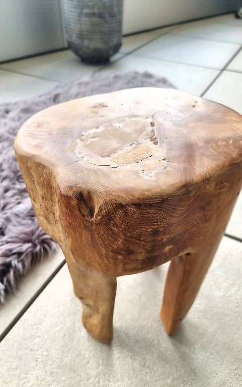 Sgabelli: Hocker massives Holz  – Usato da Ostermundigen venduto da d-p73