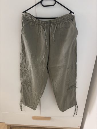 Damen Hose Oysho Khaki Grösse L Cargohose neuwertig