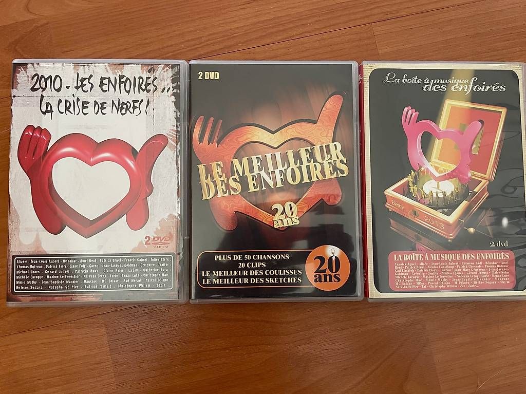 Tutti i DVDs: Pack DVD Les Enfoirés – Nuovo (secondo la descrizione) da Concise venduto da audrey_f