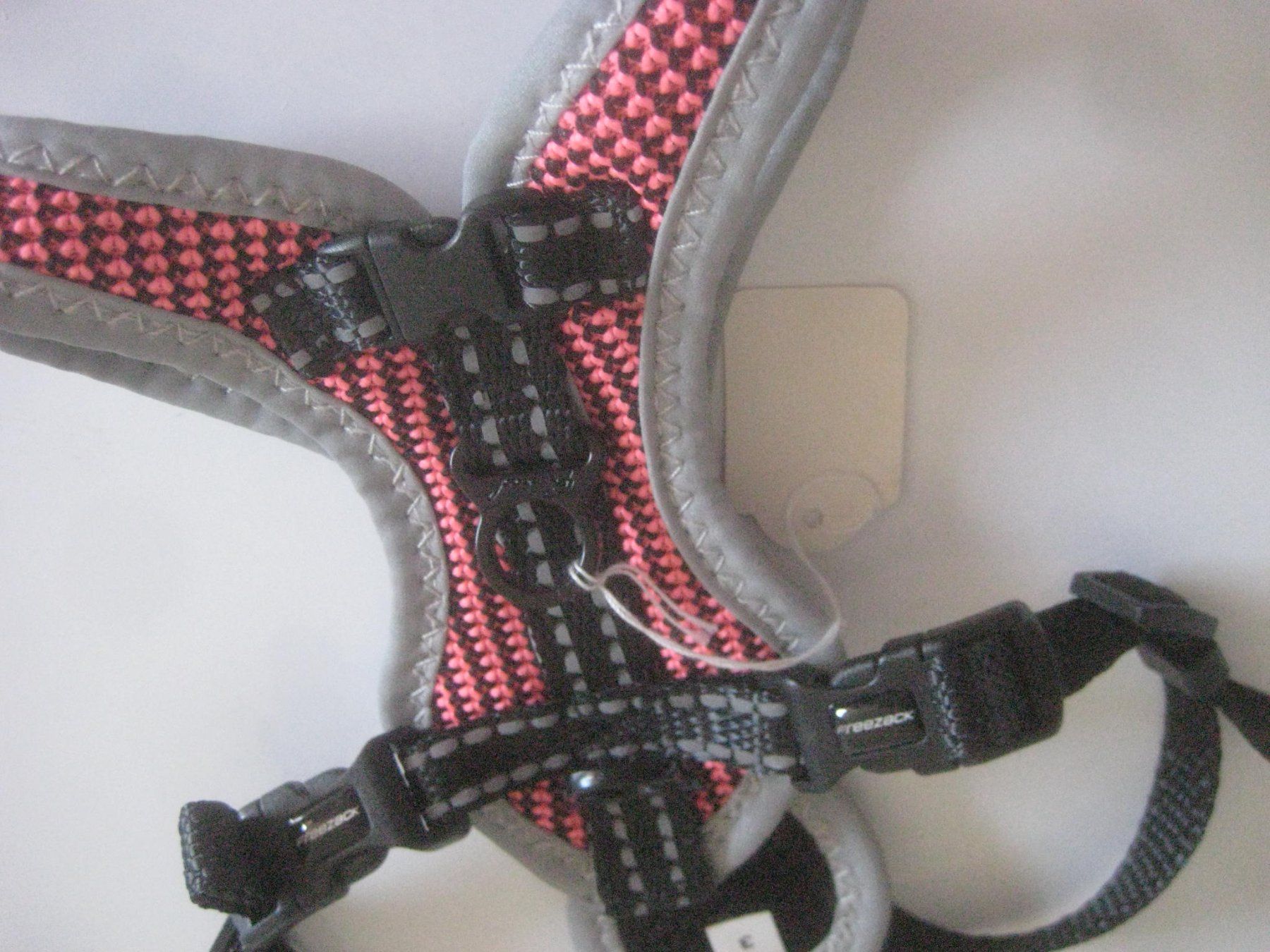 Collier et laisse: HUNDE  GESCHIRR  KLEIN – Neuf (Voir description) à Uster par flocke1 1