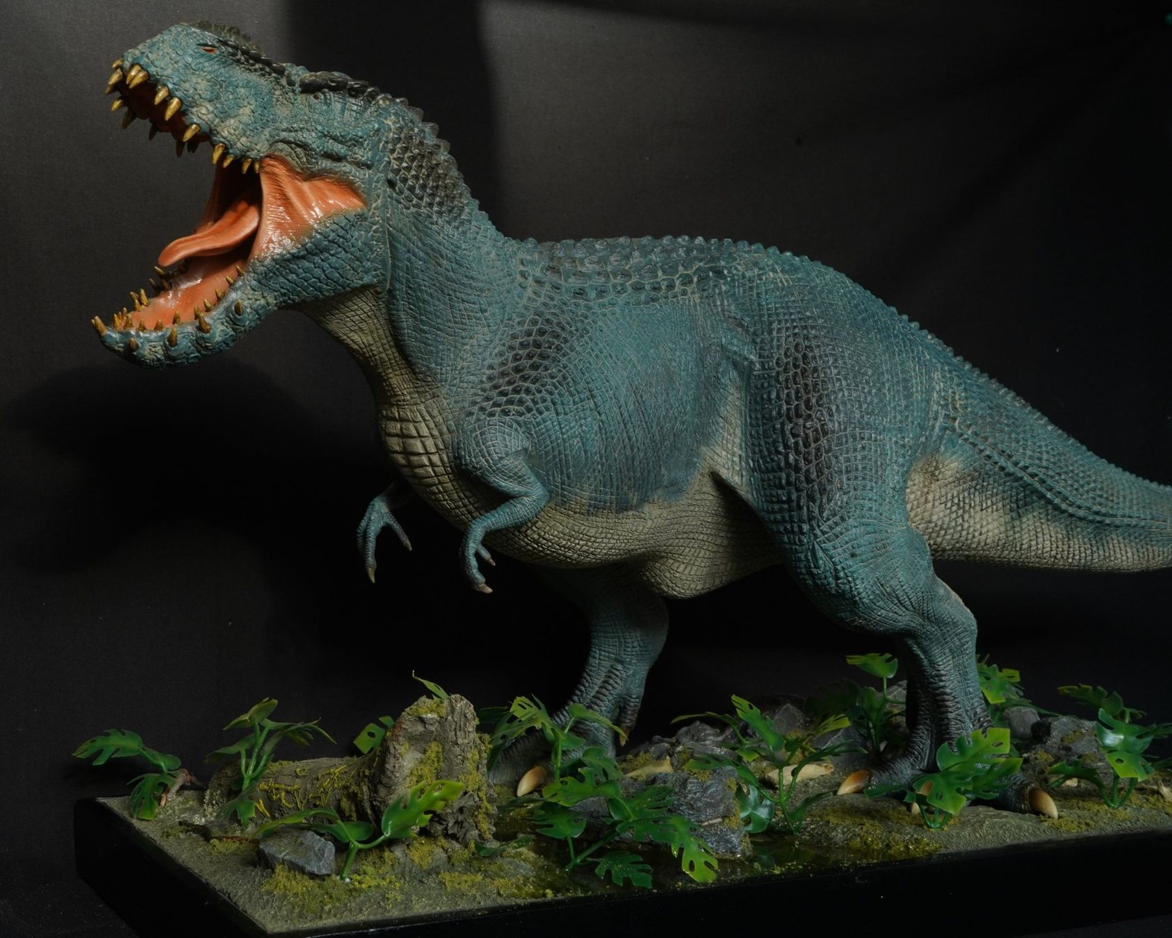 Statuette: V-Rex Vastatosaurus 1:15  King Kong – Usato da Selzach venduto da Ataraxus